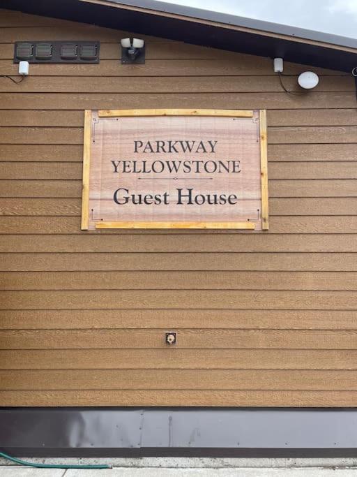 Parkway Yellowstone Guest House Room #1 가디너 외부 사진