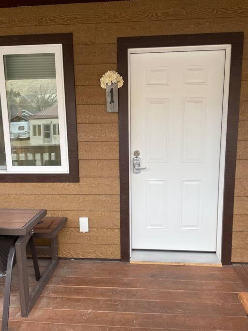 Parkway Yellowstone Guest House Room #1 가디너 외부 사진